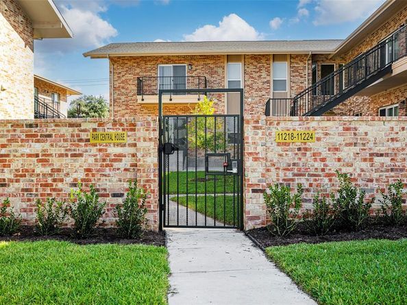 11218  Park Central Place  B, Dallas Texas 75230