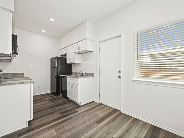 11218  Park Central Place  B, Dallas Texas 75230