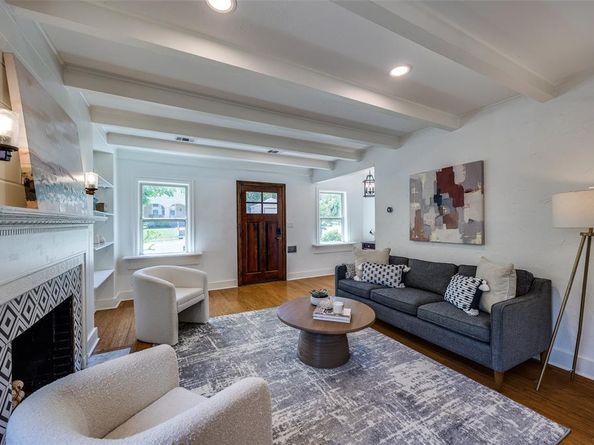 6819  Santa Fe Avenue , Dallas Texas 75223