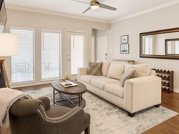 3105  San Jacinto  