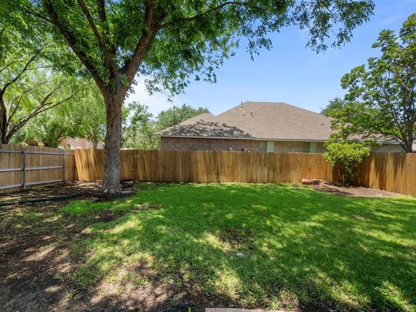 7501  Lake Arrowhead Drive , Fort Worth Texas 76137