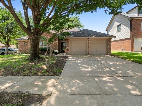 7501  Lake Arrowhead Drive , Fort Worth Texas 76137