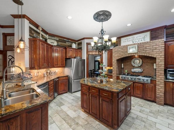 719  Morningside Drive , Mansfield Texas 76063