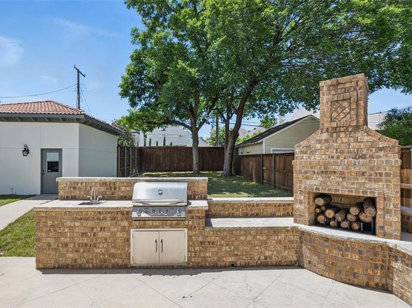 1716  Ashland Avenue , Fort Worth Texas 76107