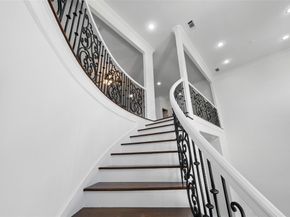 1716  Ashland Avenue , Fort Worth Texas 76107