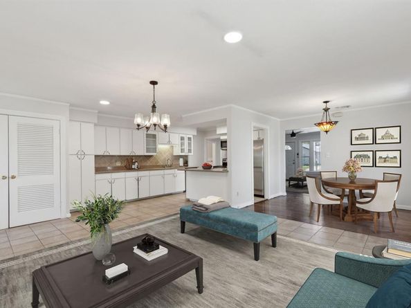 4908  Calmont Avenue , Fort Worth Texas 76107