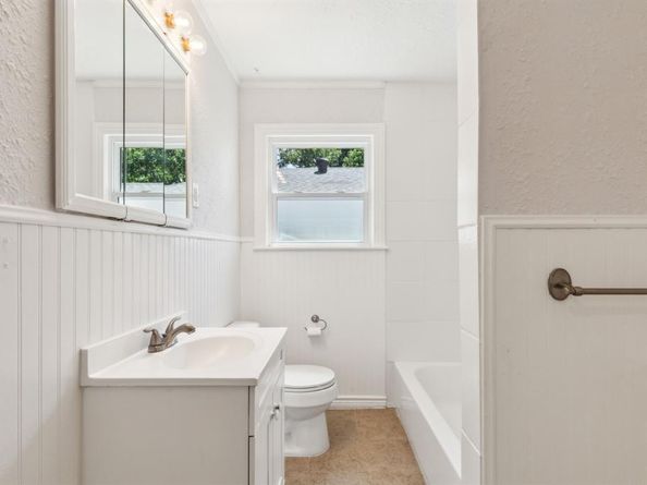 4908  Calmont Avenue , Fort Worth Texas 76107
