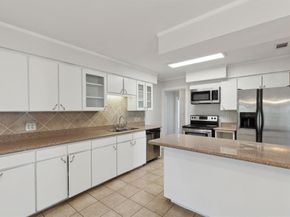 4908  Calmont Avenue , Fort Worth Texas 76107