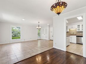 4908  Calmont Avenue , Fort Worth Texas 76107