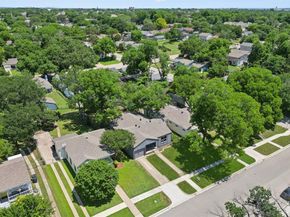 4908  Calmont Avenue , Fort Worth Texas 76107