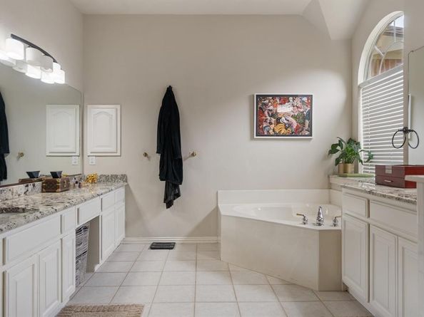 8400  Halliford Court , Plano Texas 75024