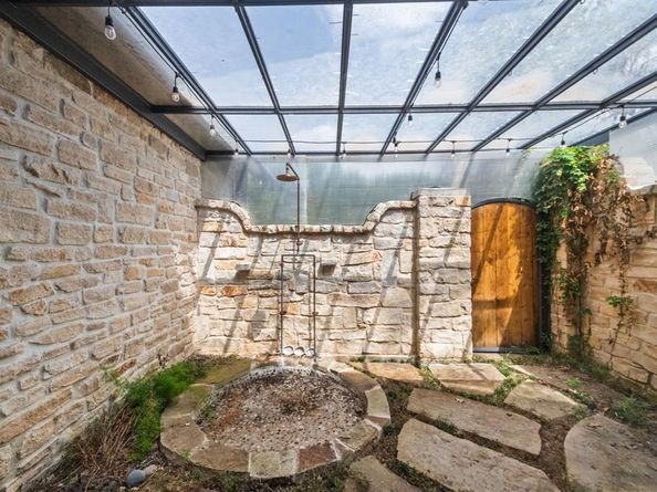 2316  Starlight Court , Arlington Texas 76016