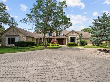 2316  Starlight Court 