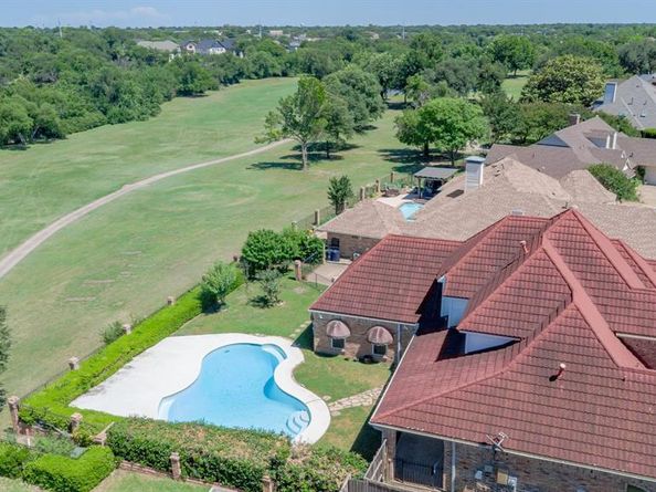 2709  Oak Point Drive , Garland Texas 75044