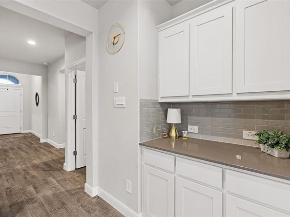 15532  Balham Pass , Fort Worth Texas 76247