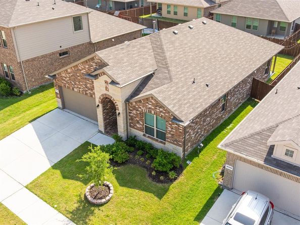 15532  Balham Pass , Fort Worth Texas 76247