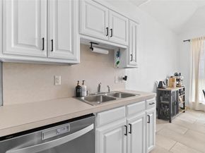4100  Creekhollow Drive , Carrollton Texas 75010
