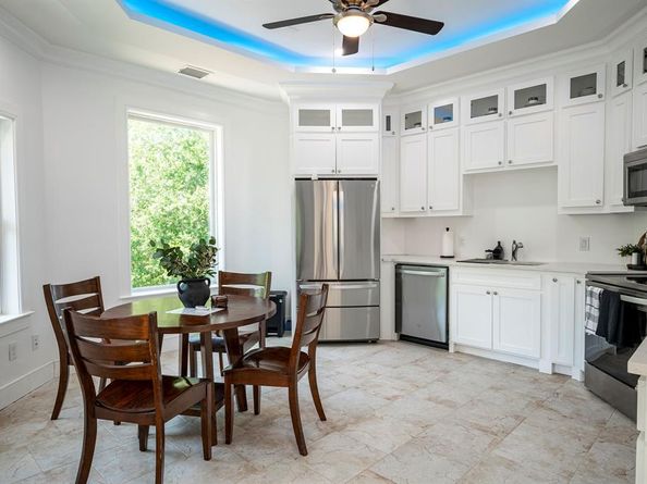 2415  Amberleaf Court , Cedar Hill Texas 75104