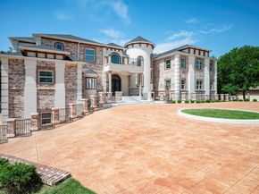 2415  Amberleaf Court , Cedar Hill Texas 75104