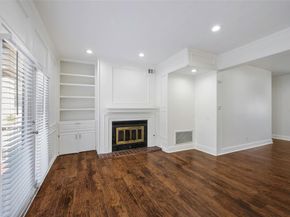 5105  Vandelia Street , Dallas Texas 75235