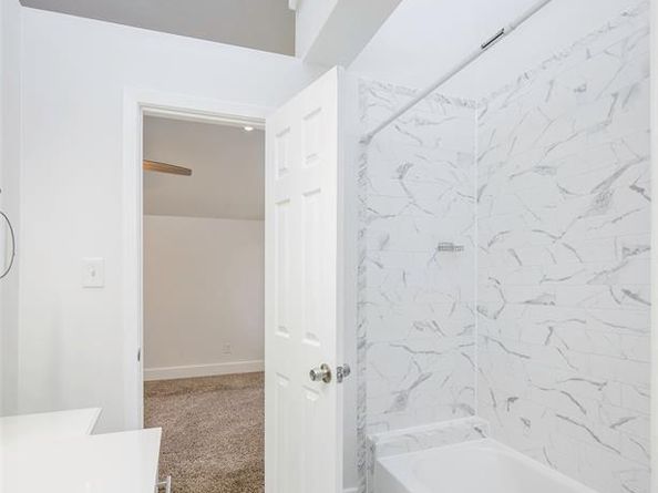 5105  Vandelia Street , Dallas Texas 75235