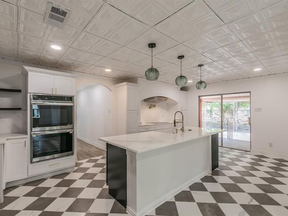 1812  Boyd Street , Dallas Texas 75224