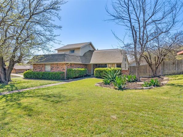3012  Softwind Trail , Fort Worth Texas 76116