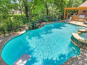 1916  Surrey Lane , McKinney Texas 75072