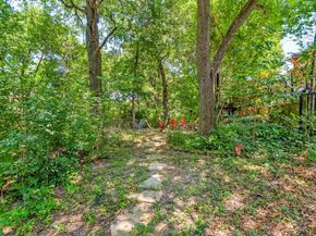 1916  Surrey Lane , McKinney Texas 75072
