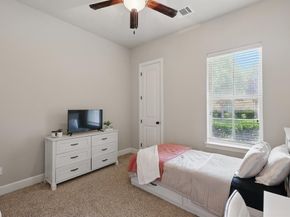 6902  Golf Green Drive , Arlington Texas 76001