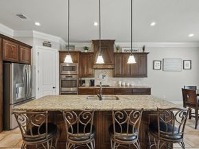 6902  Golf Green Drive , Arlington Texas 76001