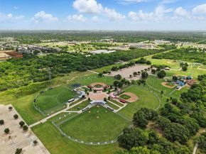 6902  Golf Green Drive , Arlington Texas 76001