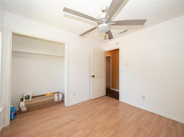 1825 E Shore Drive , Dallas Texas 75217