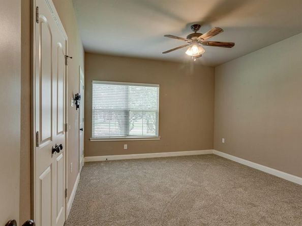 924  Via Barcelona  , Mesquite Texas 75150