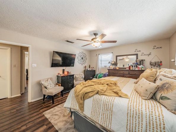 120  Timberlake Drive , Azle Texas 76020