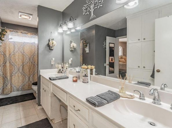 120  Timberlake Drive , Azle Texas 76020