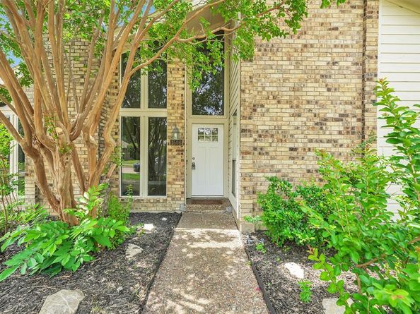 1506  Silverleaf Drive , Carrollton Texas 75007