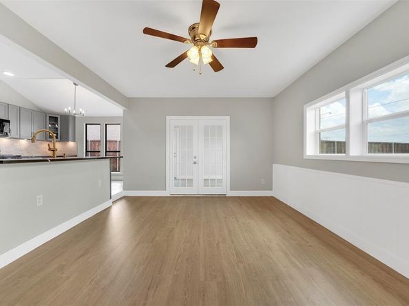 1506  Silverleaf Drive , Carrollton Texas 75007
