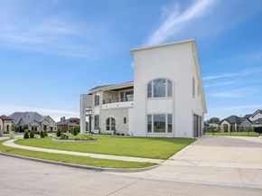 1933  Noe Boulevard , Heath Texas 75126