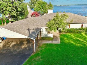 324  Dogie Trail , Oak Point Texas 75068