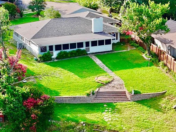 324  Dogie Trail , Oak Point Texas 75068