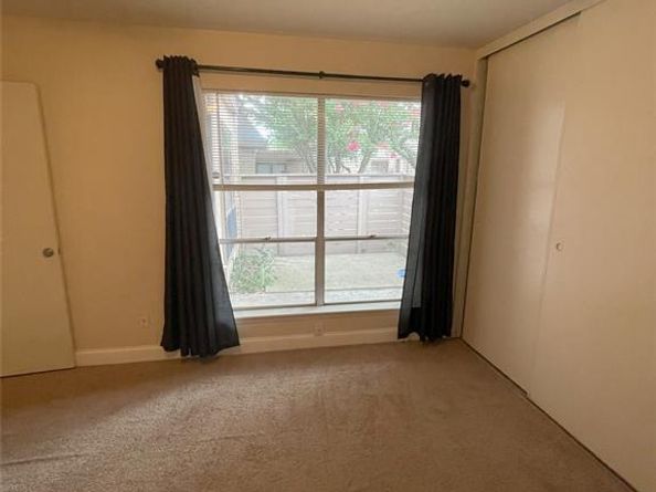 3121  Park Lane  1128, Dallas Texas 75220