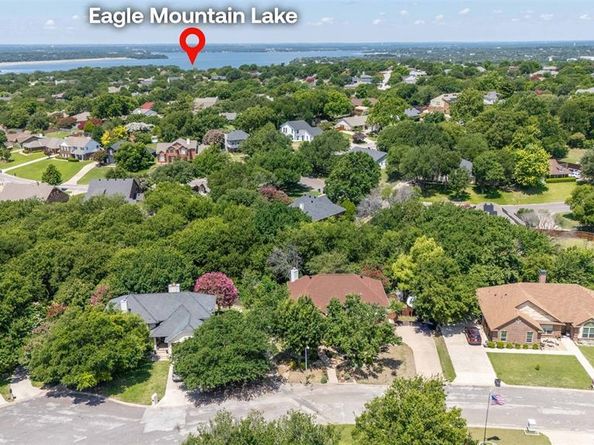 8805  Hidden Hill Drive , Fort Worth Texas 76179