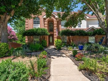 8805  Hidden Hill Drive 