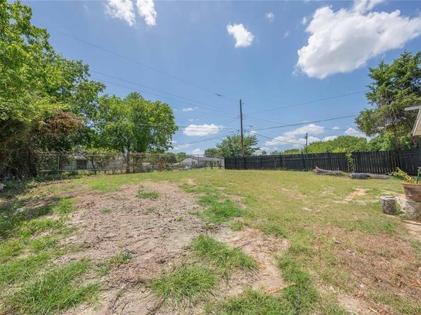 6506  Palm Island Street , Dallas Texas 75241