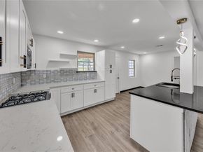 6506  Palm Island Street , Dallas Texas 75241