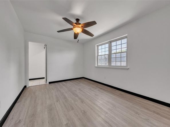 6506  Palm Island Street , Dallas Texas 75241