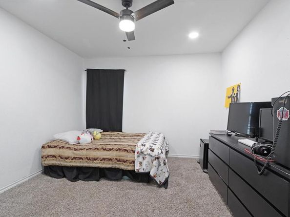 824  Costlow Lane , Fate Texas 75189