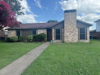 1378  Greenbriar Lane 
