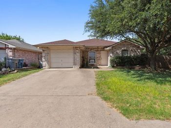 636  Yarrow Circle 